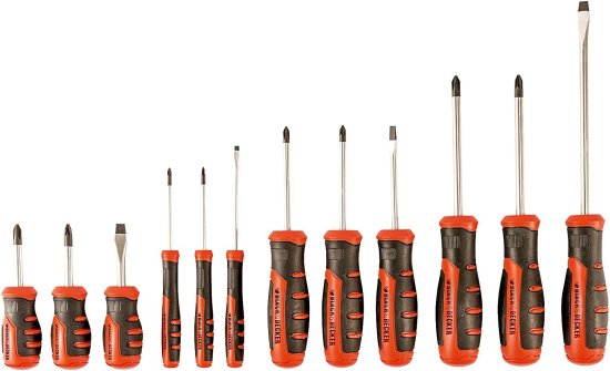 סט 12 מברגים בלאק אנד דקר Black and Decker