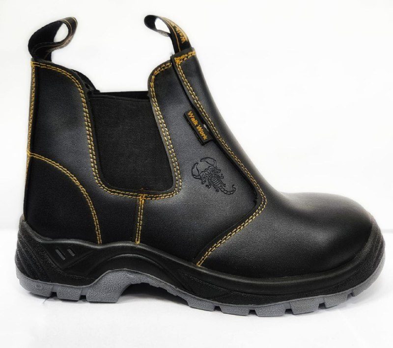 מגפי / נעלי עבודה עם כיפת מגן תקן Safety Boots S3