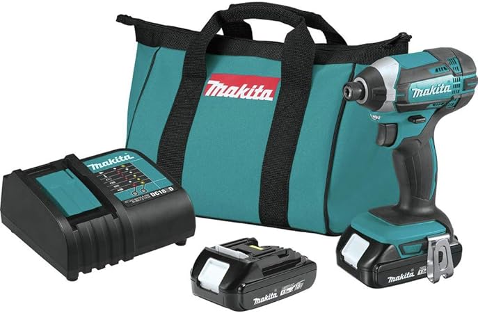 קיט מקדחת פוטר בראשלס Makita XFD131 18V ללא מצב פטיש, הכולל שתי סוללות 1.5AH מטען אמריקאי לא מהיר 110v שחובה להסב ל230v לפני שימוש בארץ ותיק בד קנבס איכותי