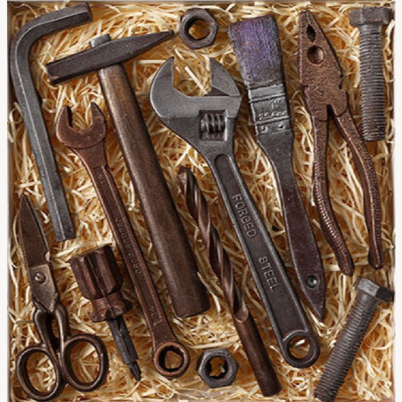 מארזי מתנה משוקולד בלגי בעבודת יד מבית The Chocolate Workshop בעיצובים הכי ייחודים ומדהימים שראיתם! כלי עבודה, מקצועות, תחביבים ועוד